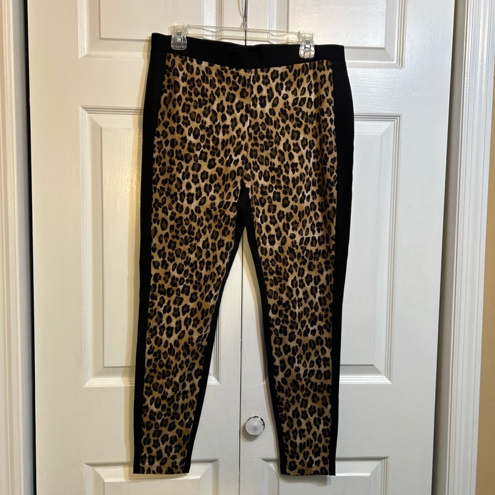 NWT Chico's Black Brown Natural Leopard Ponte Legging Pant Size 2 (US 12)